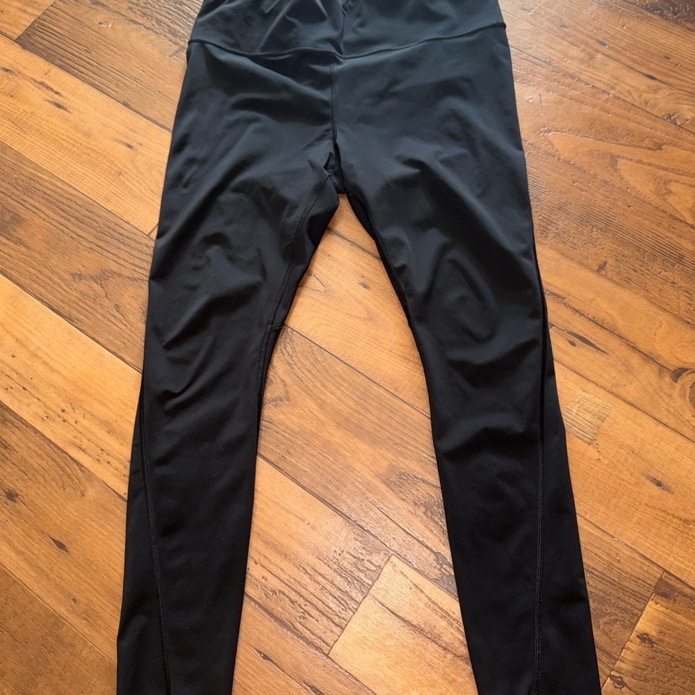 Pristine Athleta Challenge 7/8 Leggings Black High Rise Zip Pocket Size Large - Picture 5 of 10
